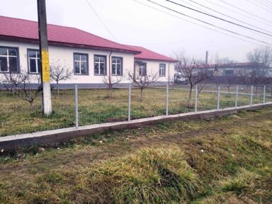 scoala_izvoru_bacau_dupa_4