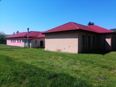 scoala_izvoru_bacau_inainte_1