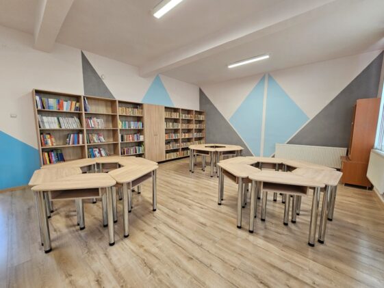 scoala_primara_din_satul_luncsoara_bihor_dupa_6