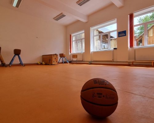 scoala-bichigiu-bistrita-dupa-6